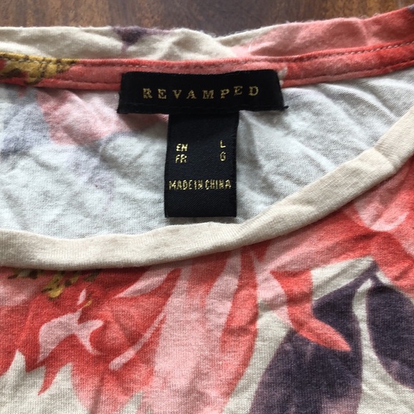 Floral Cream T-shirt with Ruffle Shoulder - Picture 2 of 3